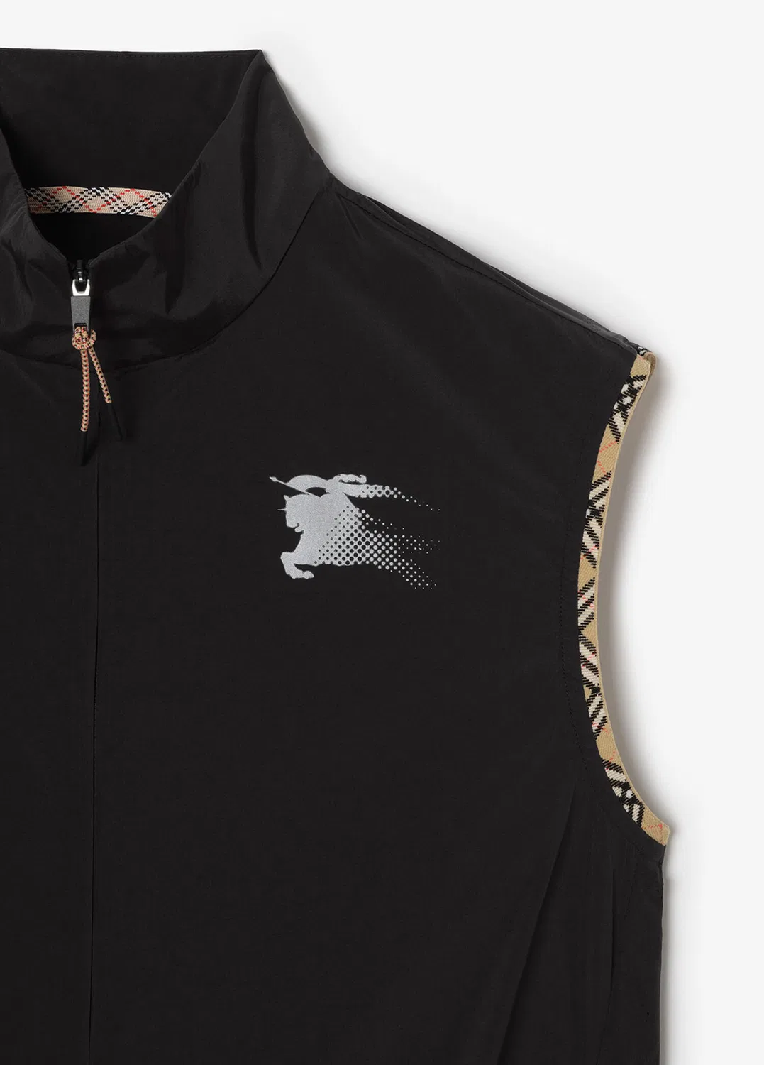 Жилет Burberry Nylon Gilet, черный — фото 2