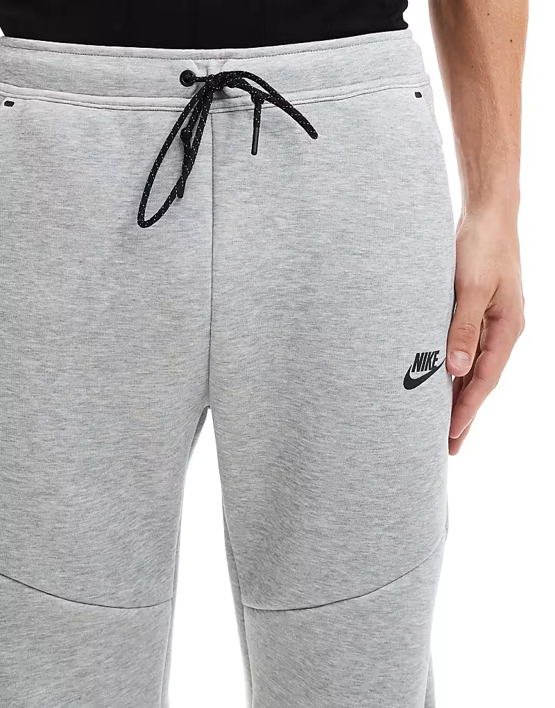 Спортивные брюки Nike Tech Fleece с манжетами, серые — фото 4