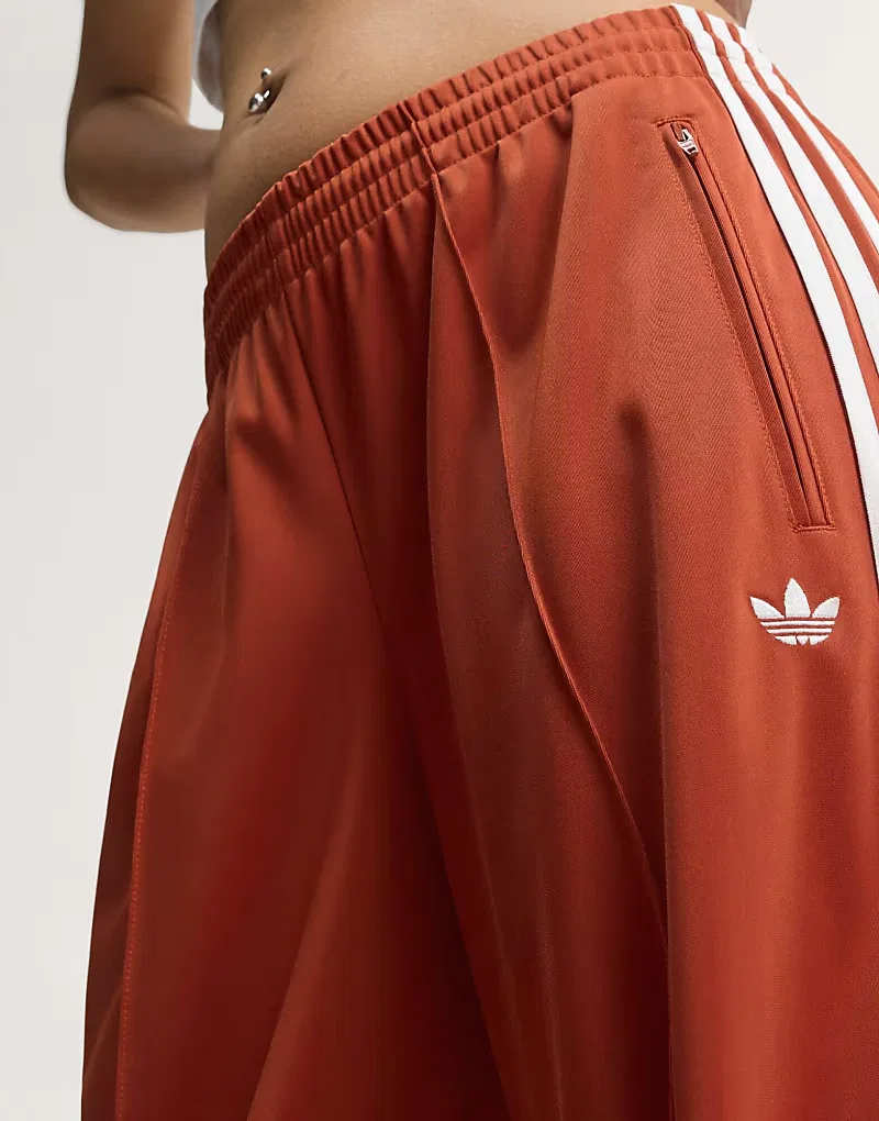 Брюки Adidas Originals Firebird Barrel Pants ярко-красный — фото 3
