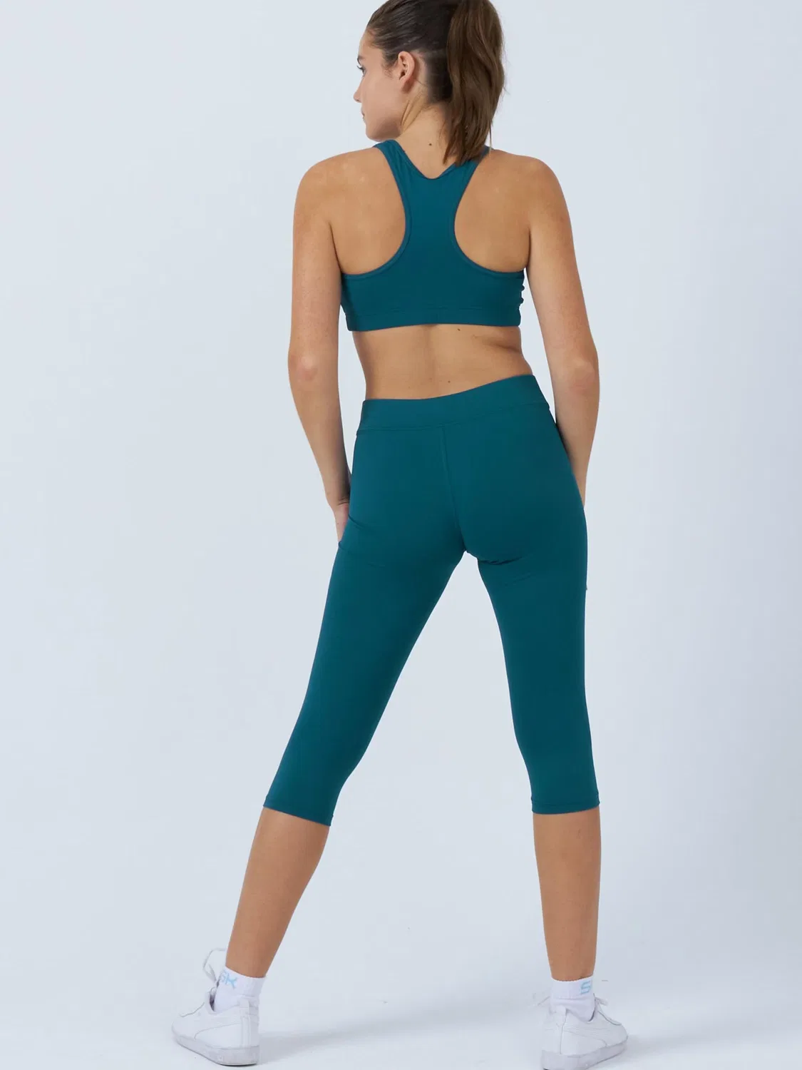 Узкие леггинсы Sportkind 3/4 Sport Leggings в цвете Бетон — фото 4