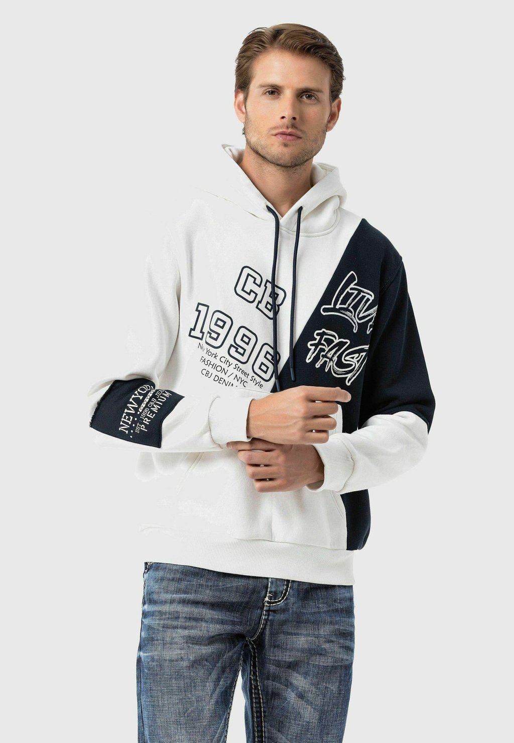 

Толстовка Hoodie Cipo & Baxx, белый