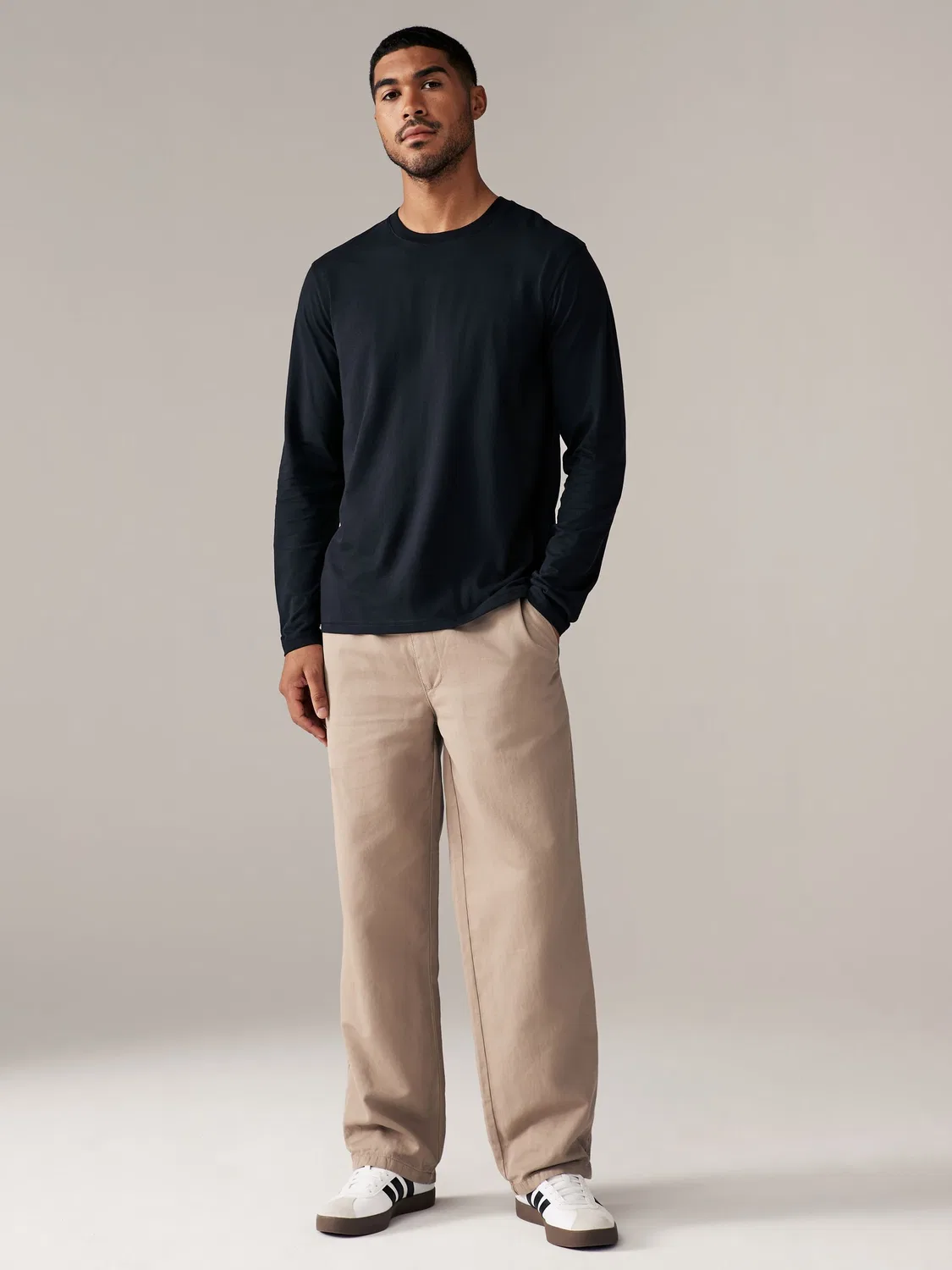 Футболка с длинным рукавом, Regular Fit, Essential Next, черный — фото 2
