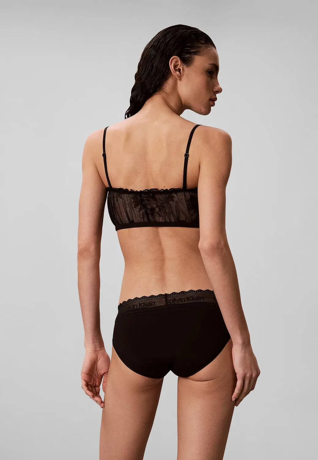 Бюстгальтер-Бандо без подкладки - кружево Icon - бюстье Calvin Klein, Black — фото 3