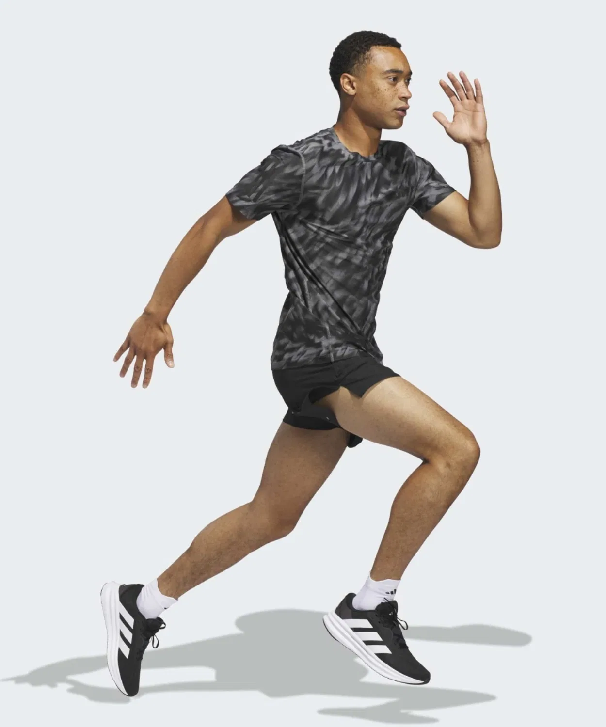 Мужская футболка с принтом Own the Run Adidas, Серый — фото 3