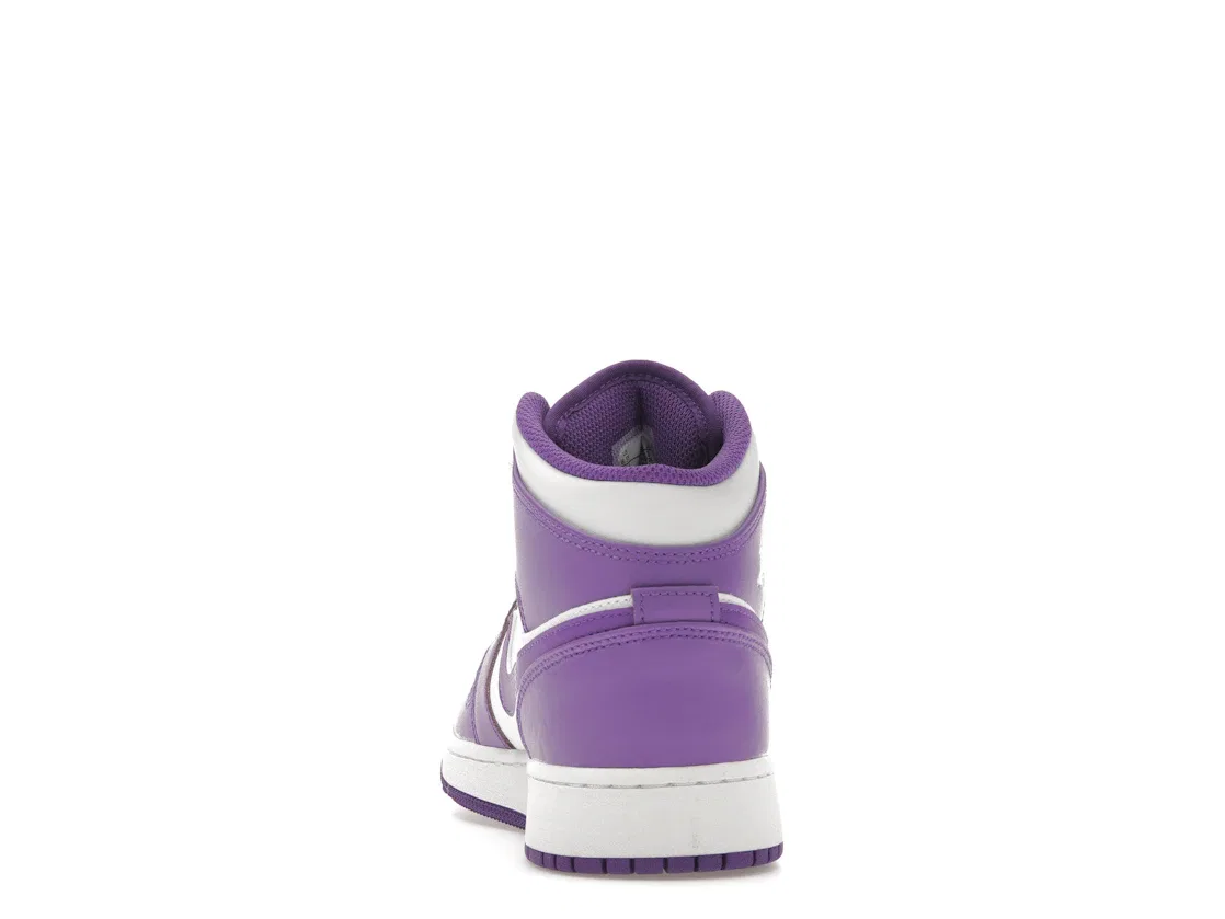 Детские кроссовки с кожаным верхом Jordan 1 Mid, Purple Venom/White — фото 4