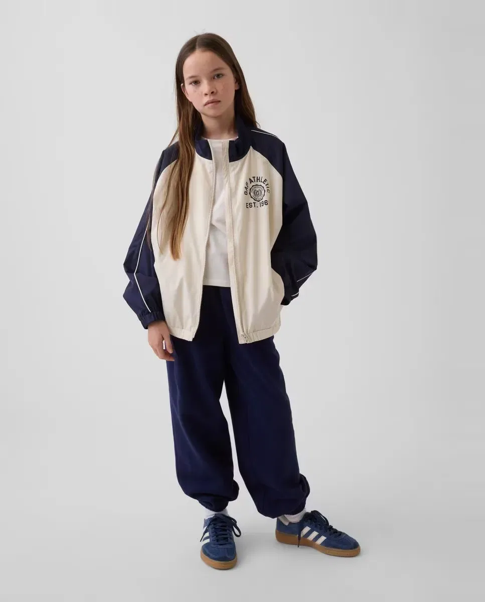 Детская куртка-ветровка для девочек с принтом Gap Athletic Multicolor — фото 4