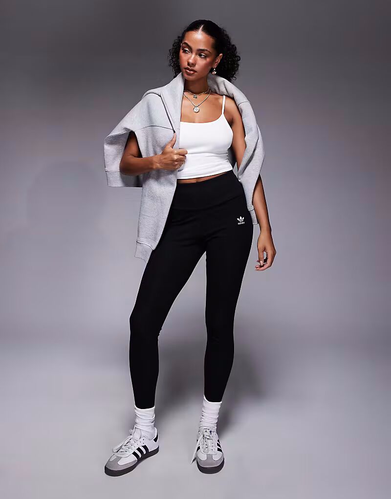 

Леггинсы Adidas Originals Trefoil Essential черного цвета