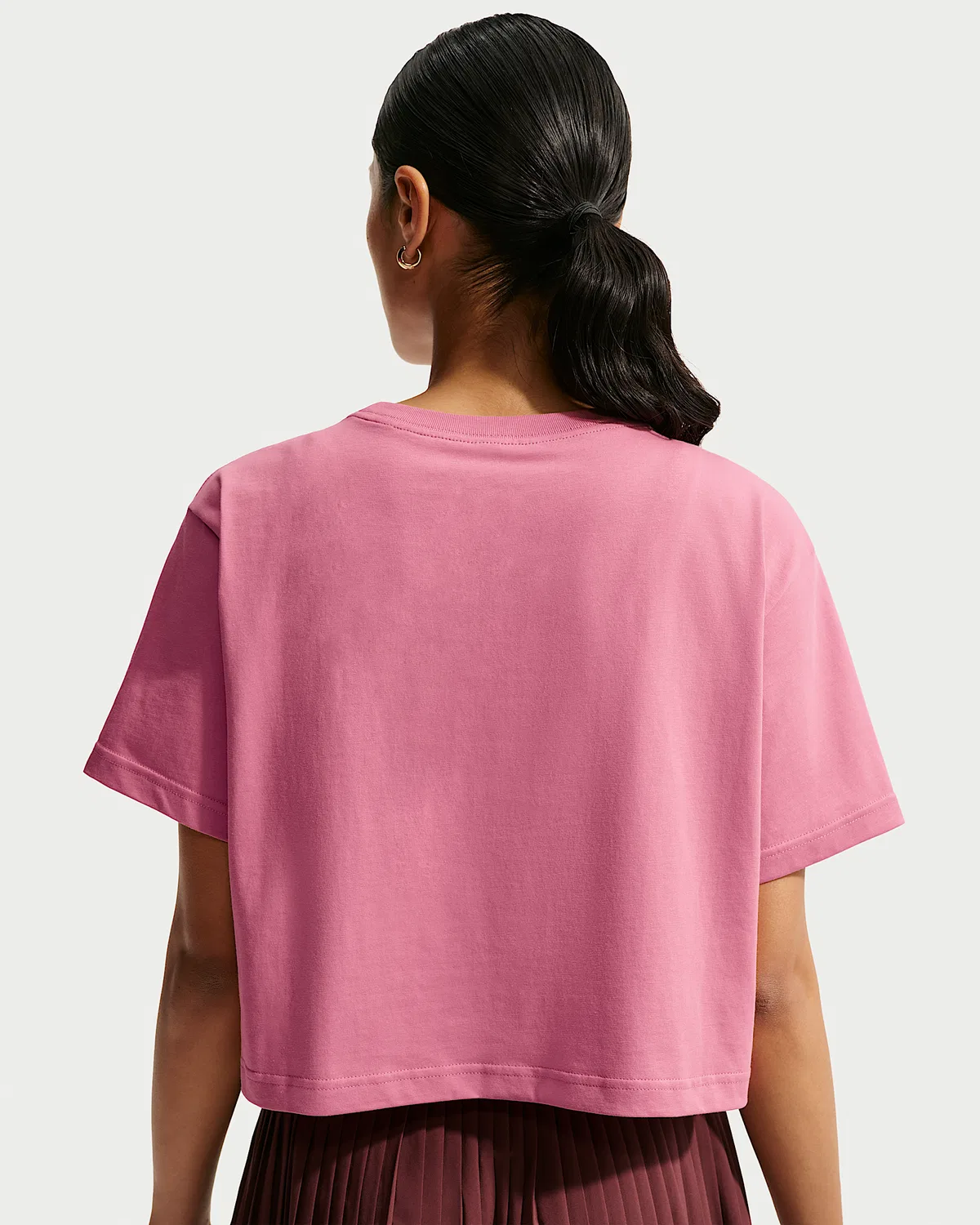 Женский свободный короткий топ с коротким рукавом Nike Sportswear Classic, Peony/Sail — фото 2