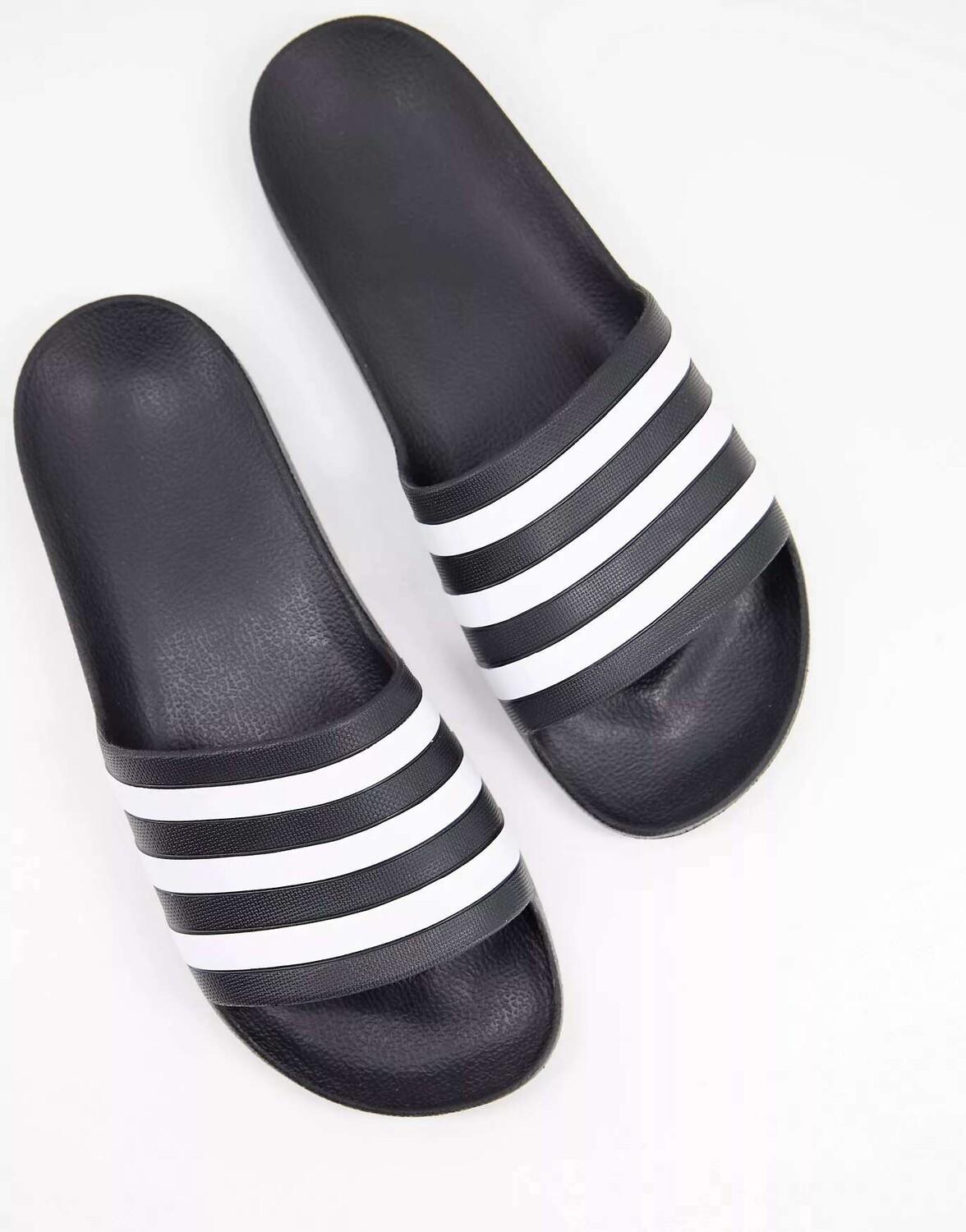 

Черно-белые шлепанцы adidas Swim Adilette adidas performance