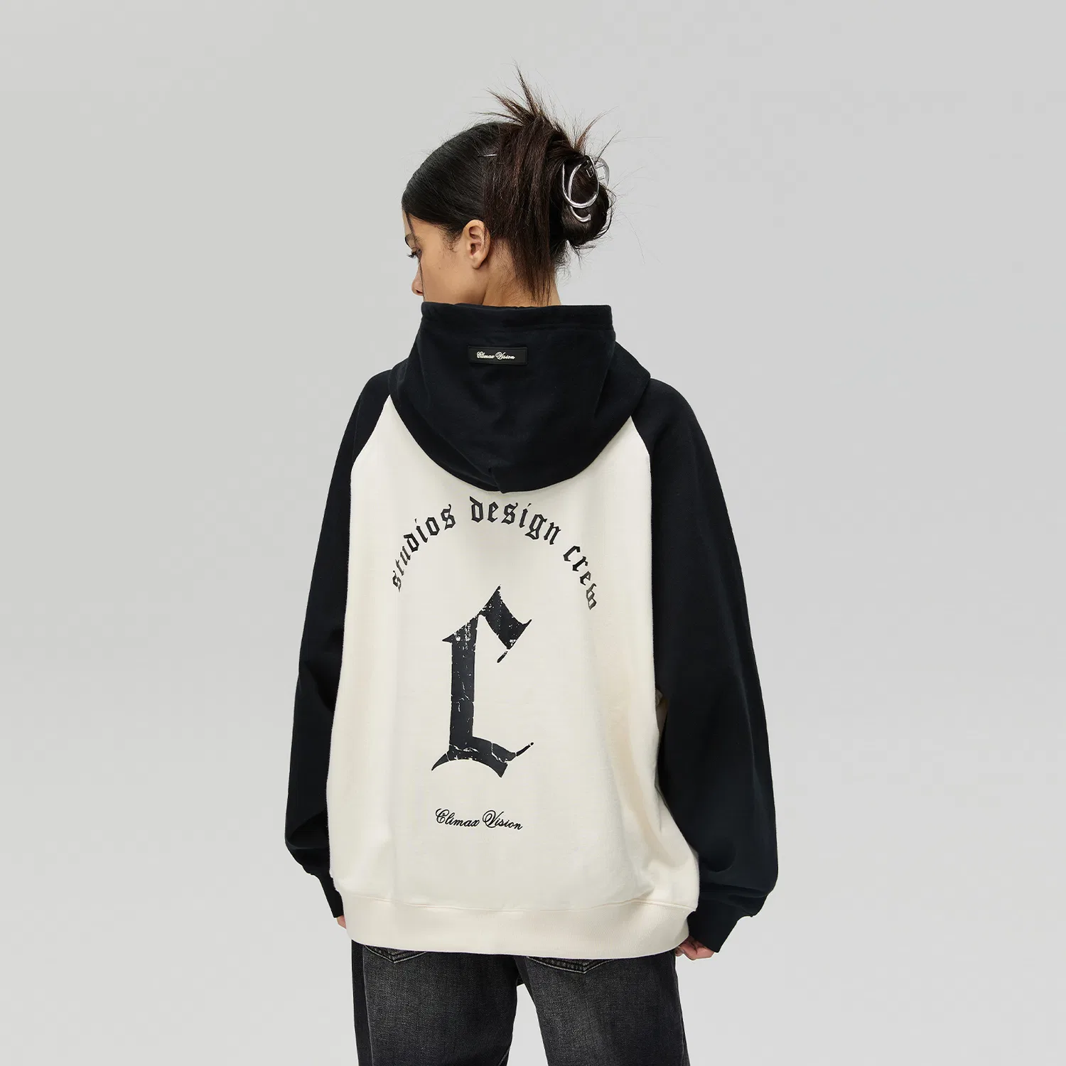 Детский свитшот в стиле колледж C Collection Unisex CLIMAX VISION, Beige White & Black — фото 4