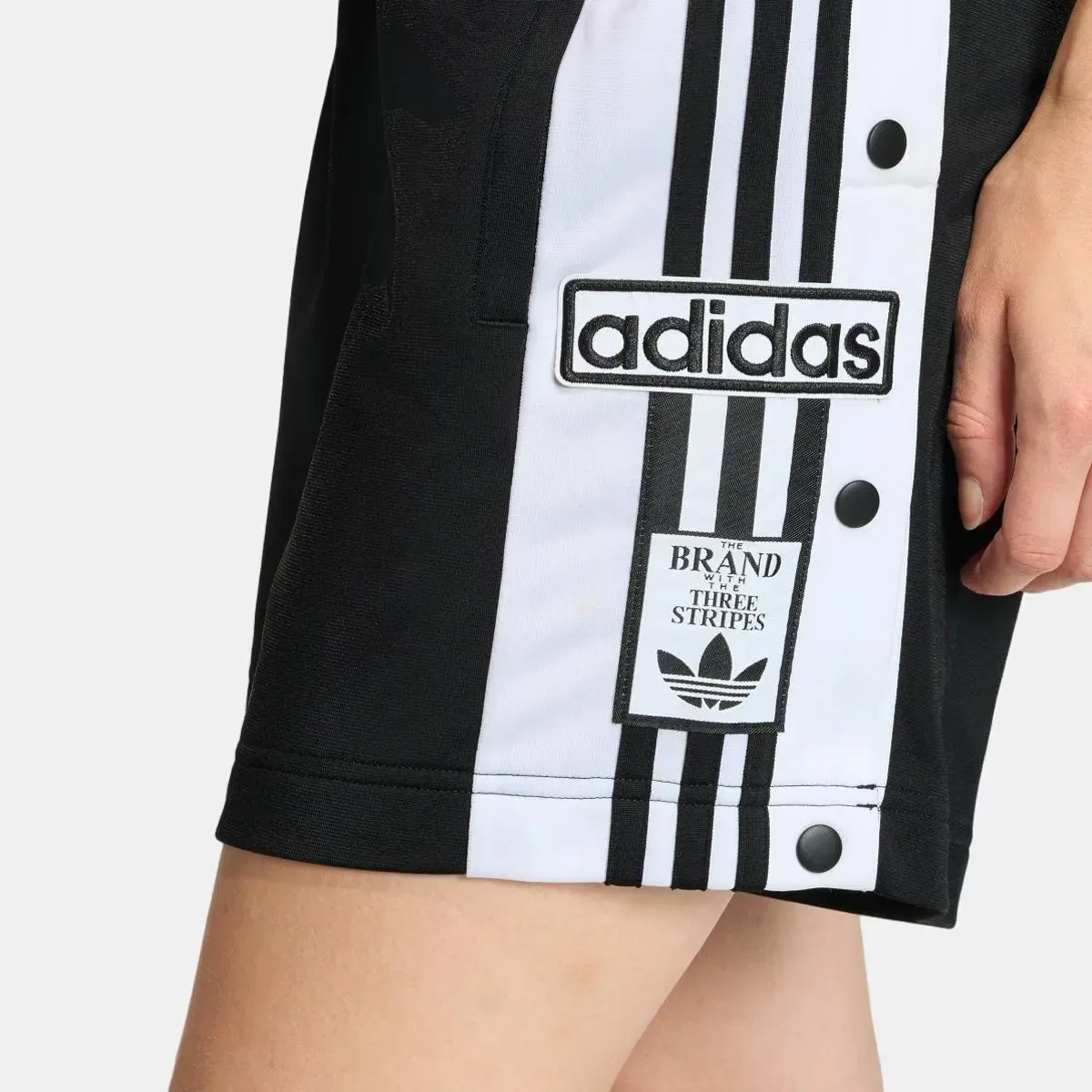 Женские шорты из переработанного полиэстера Adicolor Adibreak adidas, Negro — фото 3