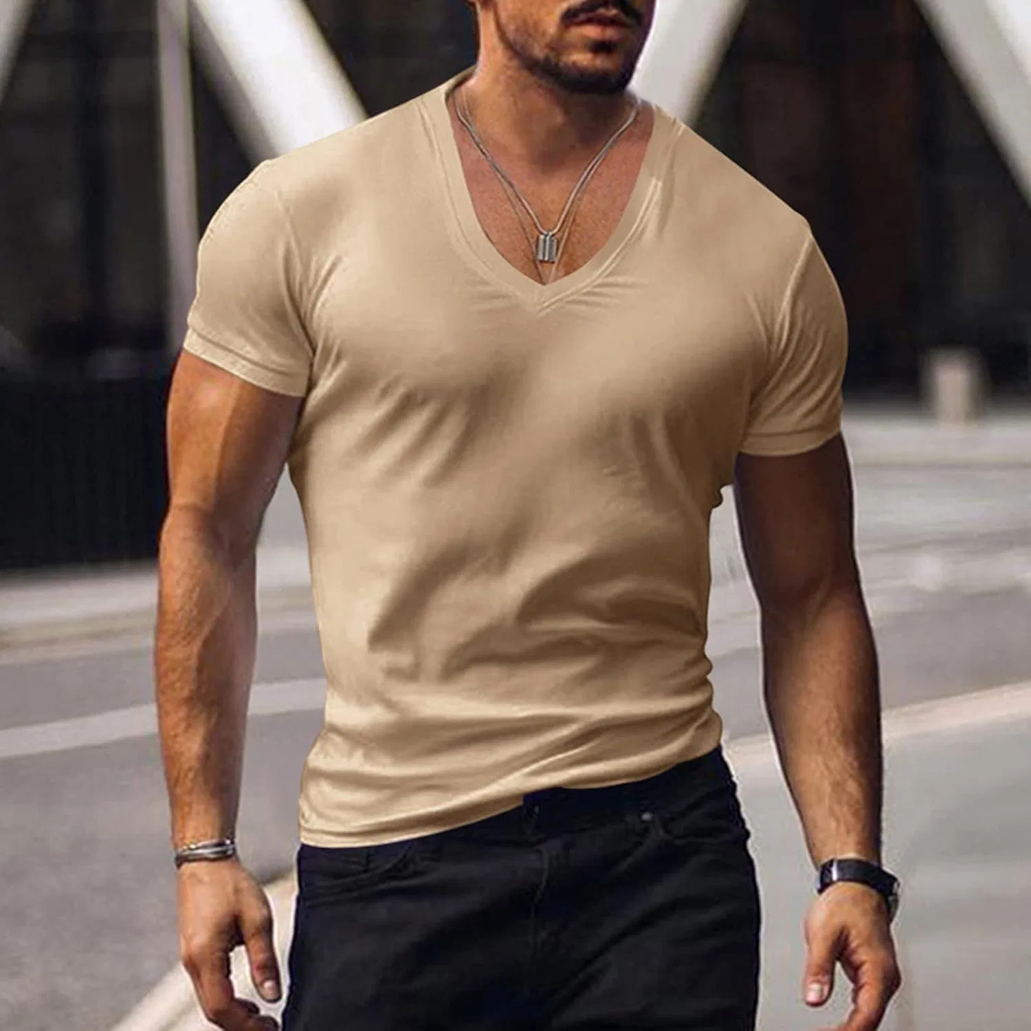 Мужская футболка с V-образным вырезом Slim Fit, Khaki — фото 2