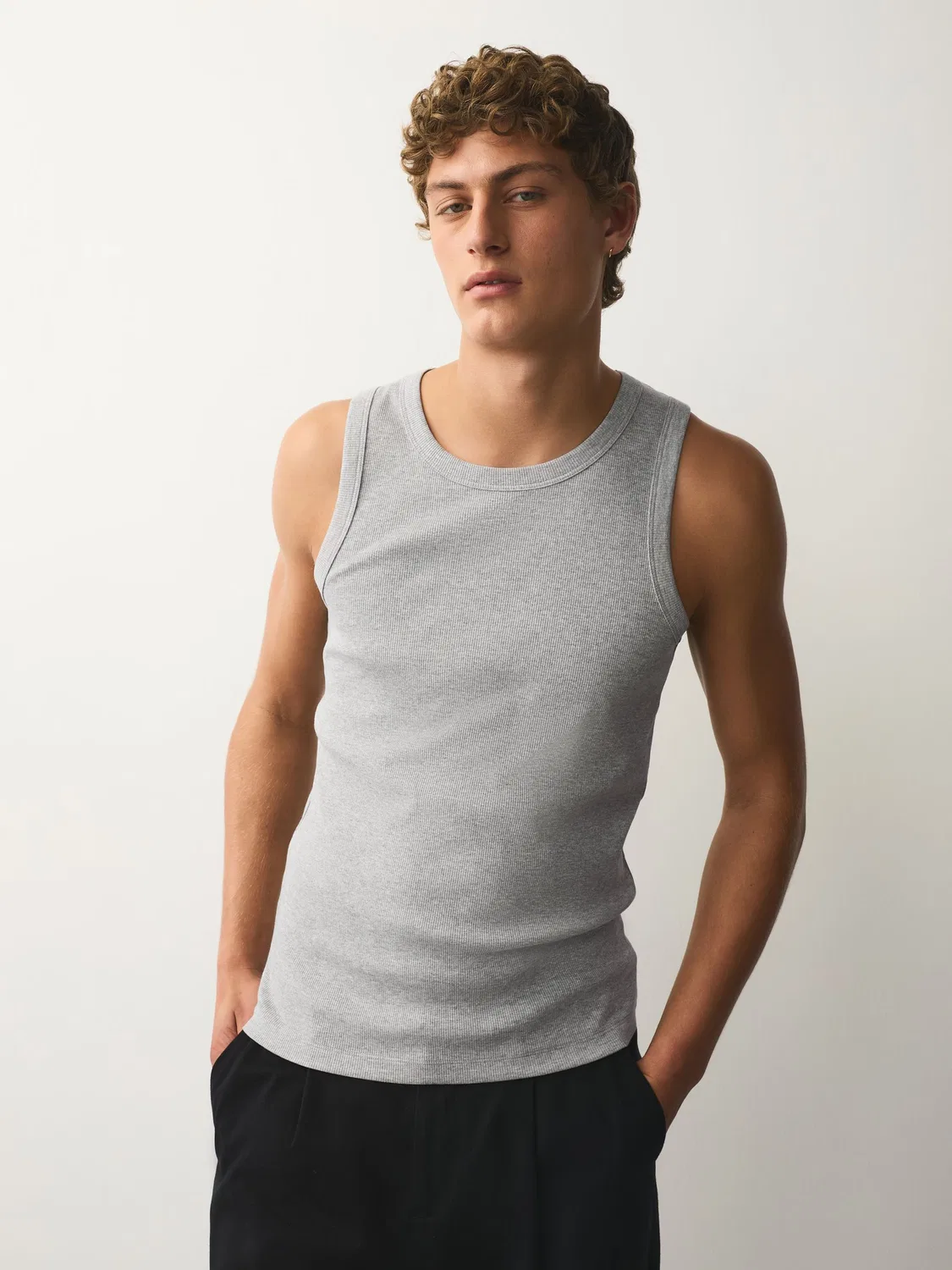 Жилет Slim Fit ребристый Next, серый меланж