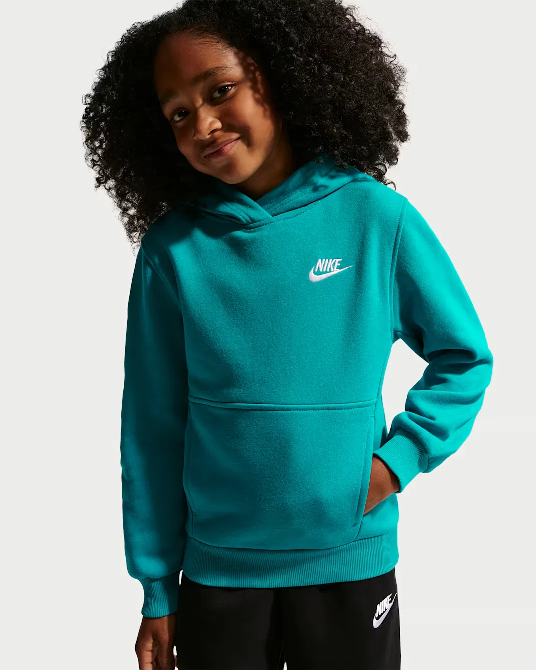 Толстовка с капюшоном для детей постарше Nike Sportswear Club Fleece, Energy/White — фото 2