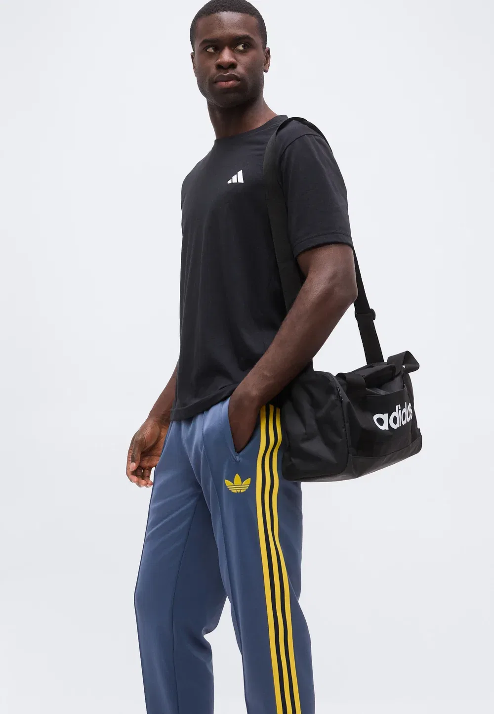 Спортивные штаны футбольного клуба «Арсенал» - клубная одежда Adidas Originals, Preloved Ink — фото 4