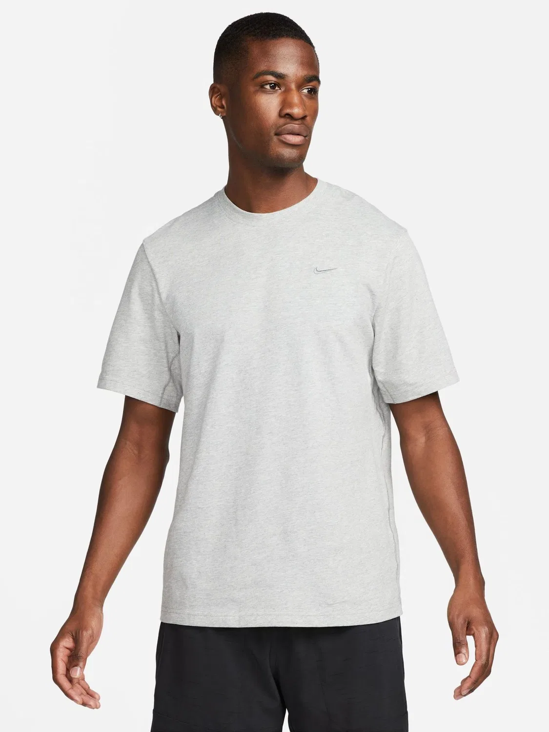 Футболка тренировочная Primary Dri-FIT Nike, белый
