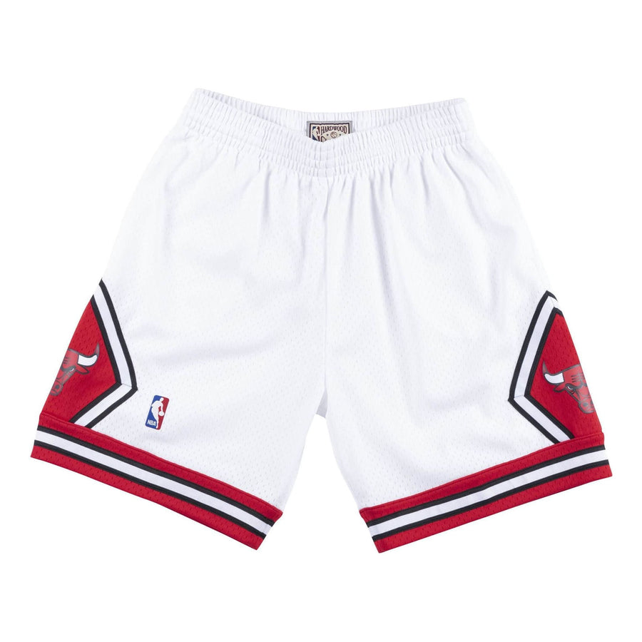 

Спортивные шорты Mitchell & Ness NBA Swingman Shorts Chicago Bulls 1997-98 'White Red', белый