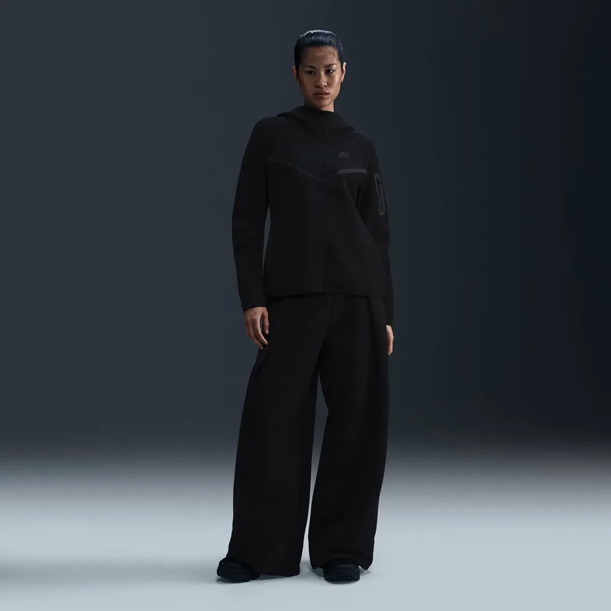 Женская худи с флисом Tech Fleece Windrunner Nike, Negro