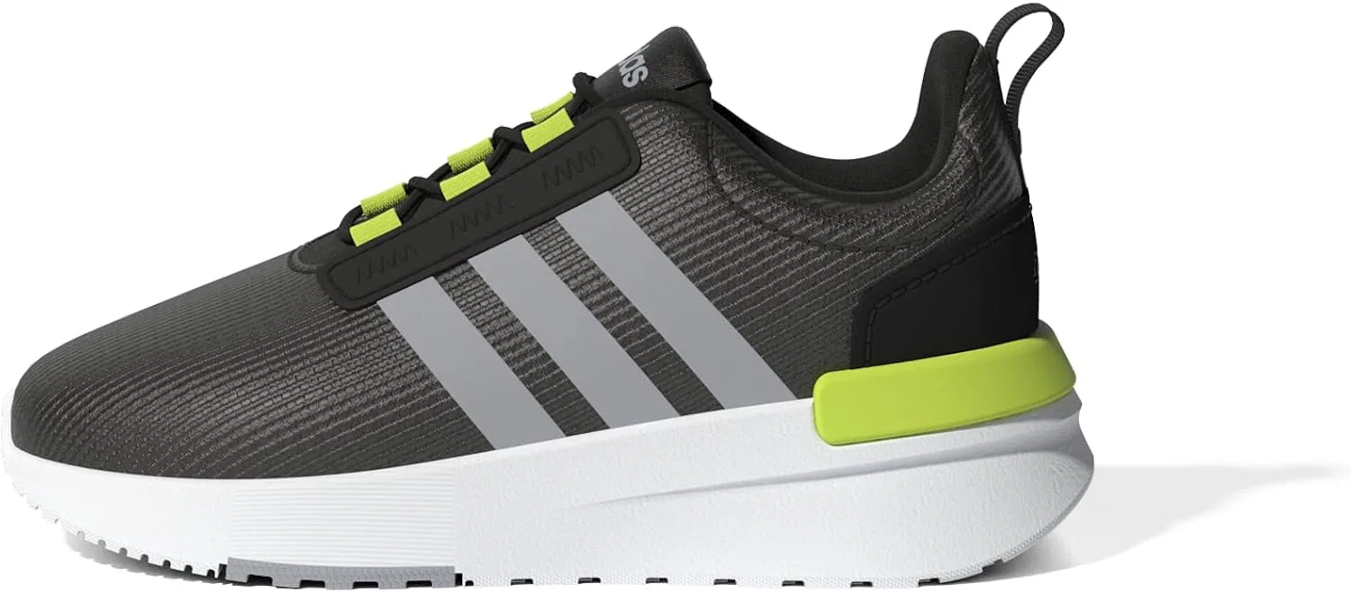Детские кроссовки для мальчиков с шнуровкой Racer TR21, Black/Halo Silver/Solar Yellow