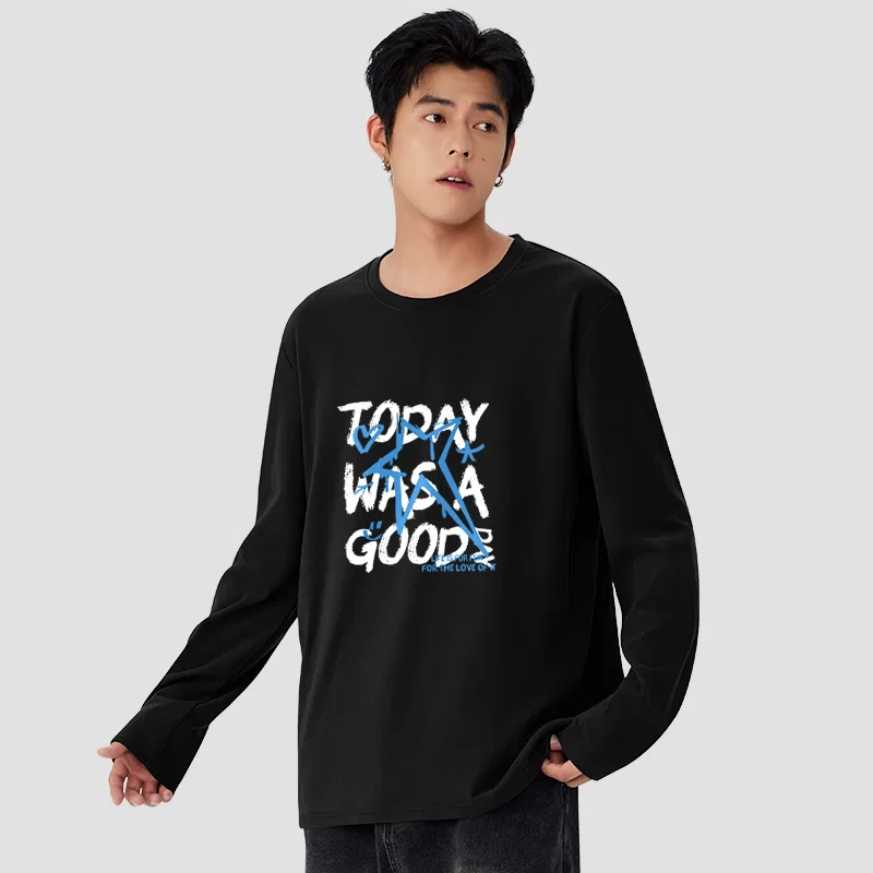 Детская футболка с принтом MINISO, Цвет Double-Sided Fleece Army Green (Ma Da Chang Blue Graffiti) — фото 4