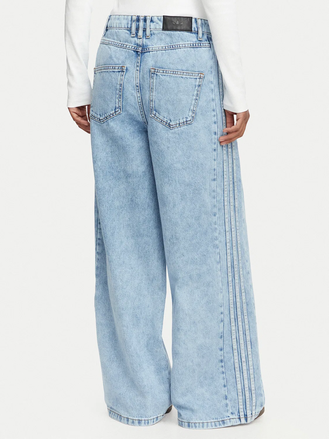 Женские джинсы с широкими штанинами Adibreak Mid Rise Wide Leg Denim Pant Adidas, голубой — фото 3
