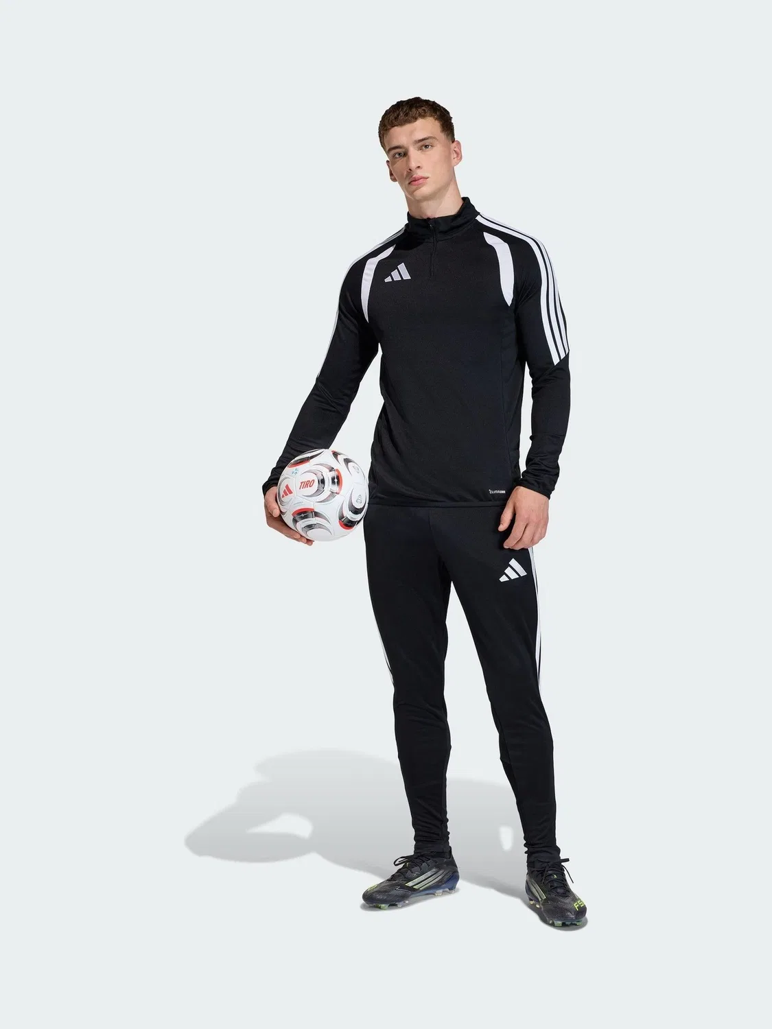 Джоггеры тренировочные Tiro26 League Regular adidas, черный — фото 3