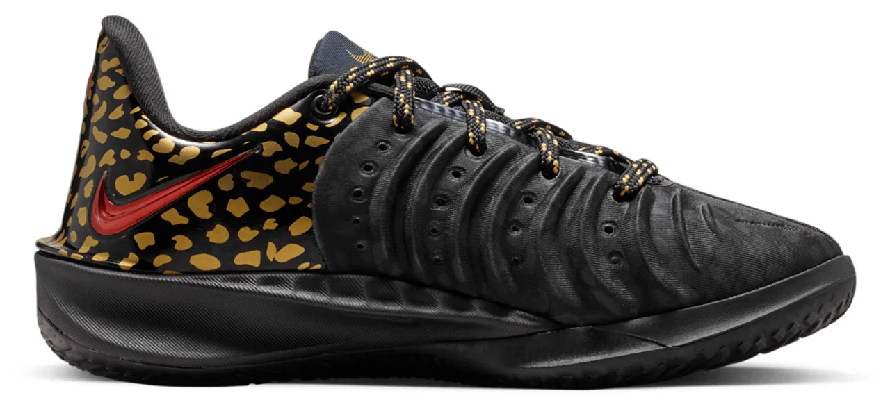 Детские кроссовки G.T. Cut 4 Nike, цвет Black/Bright Crimson/Metallic Gold