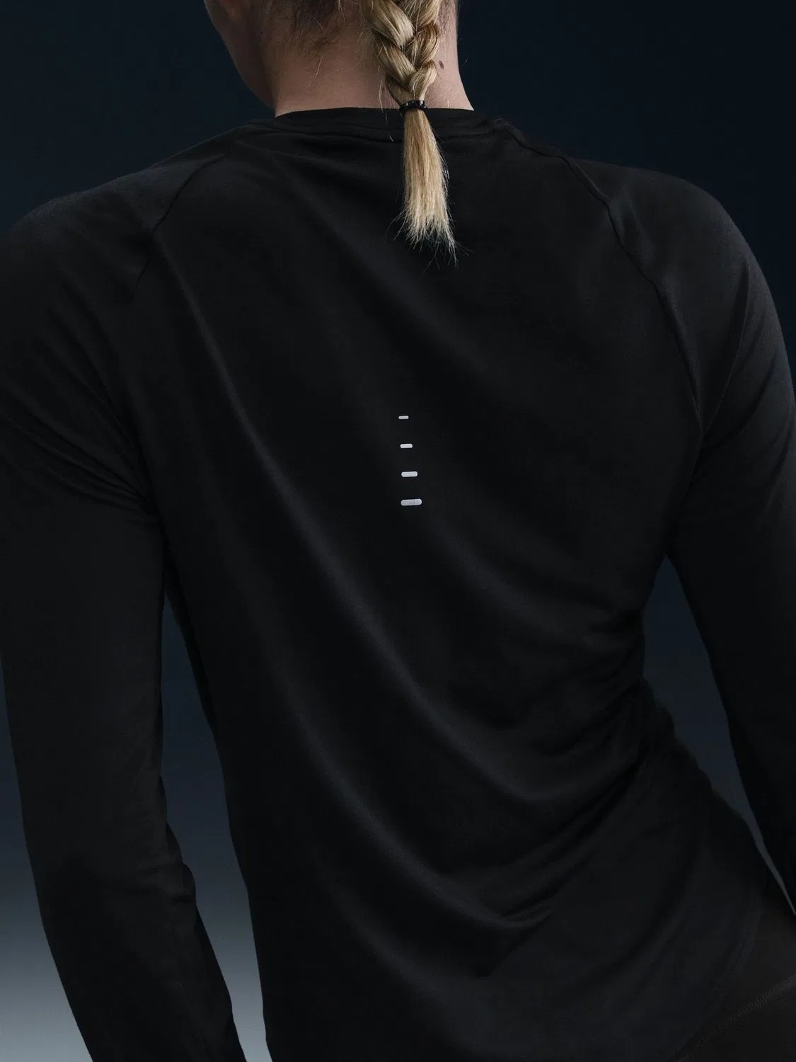 Топ для бега с длинным рукавом Swift Dri-FIT UV Nike, черный — фото 4