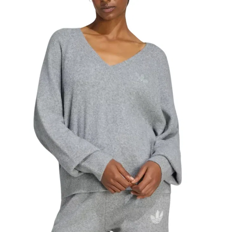 Женская футболка Essentials Knit Sweatshirt Asia Sizing 'Medium Grey Heather' adidas, Medium Grey Heather — фото 4