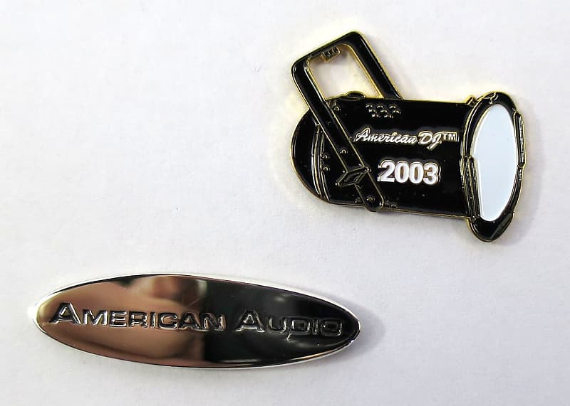 Рекламные предметы PINS American DJ и American Audio 2003 высокого качества Pin Set - фото