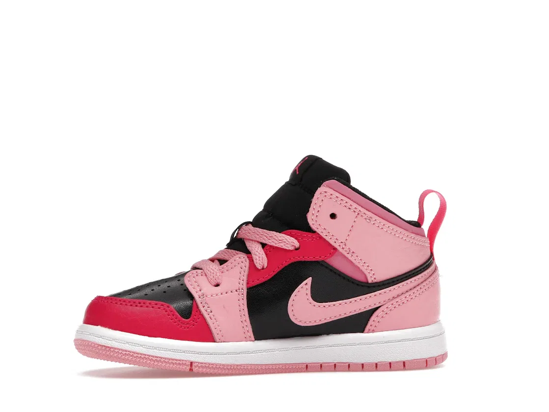Детские кроссовки с кожаным верхом Jordan 1 Mid Jordan, Coral Chalk/Rush Pink/Black/Pinksicle — фото 3