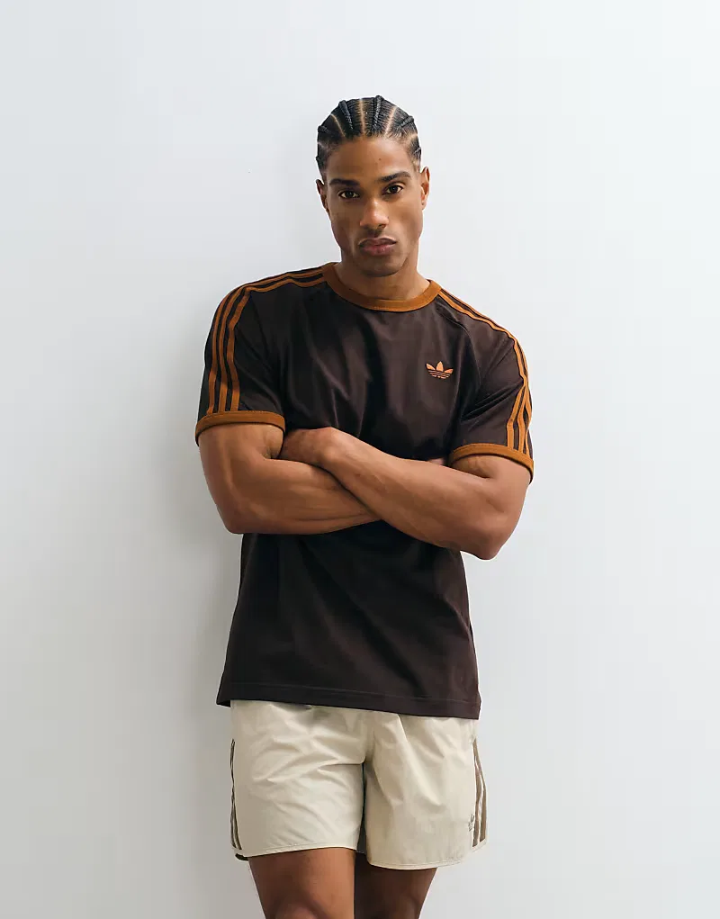 Футболка Adidas Originals с тремя полосками, коричневый