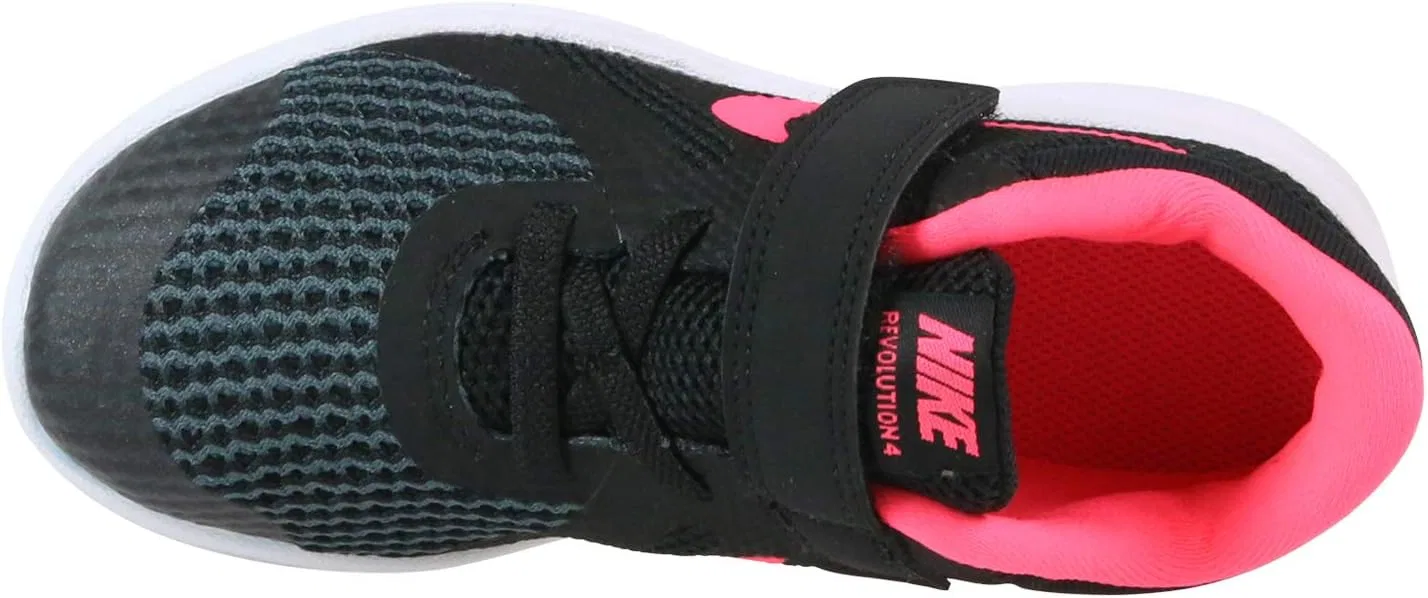 Детские кроссовки для девочек с шнуровкой Nike Kid's Revolution 4 Running Shoe Nike, Black/Racer Pink White — фото 4