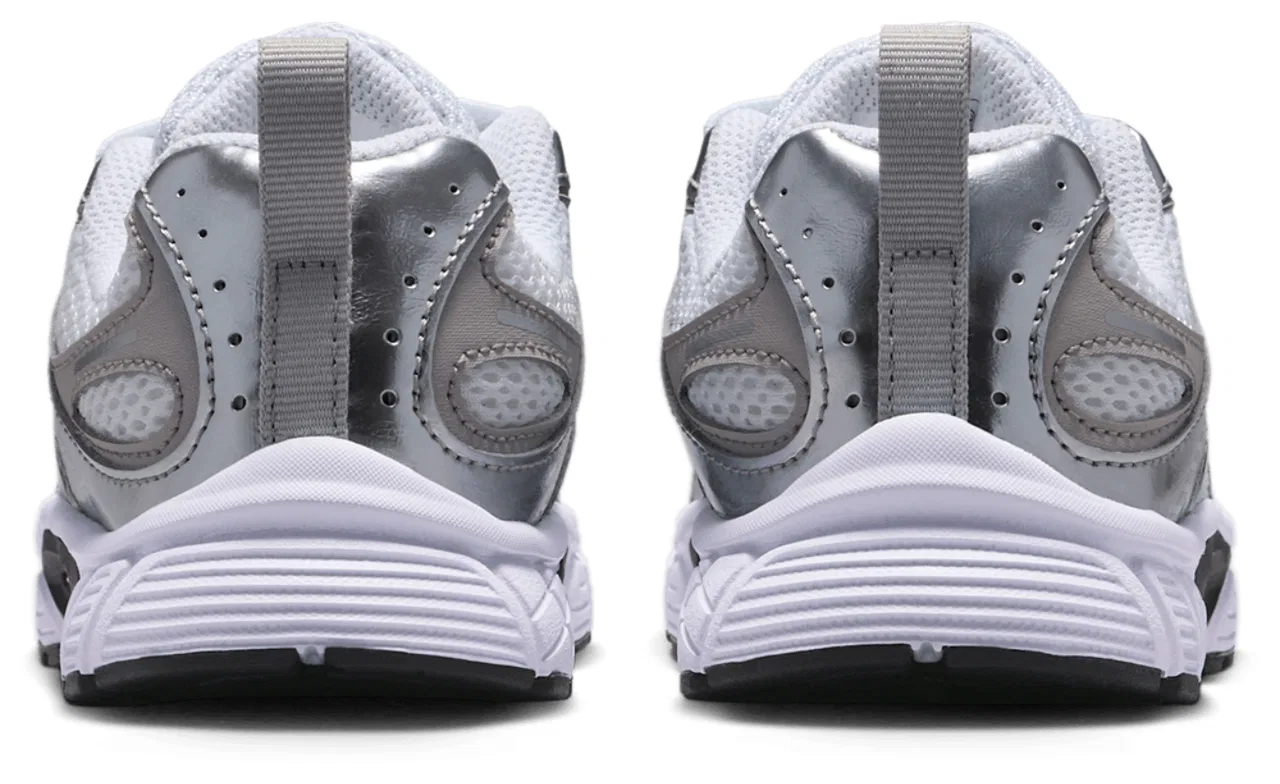Кроссовки для мальчиков V5 RNR Nike, цвет Vast Grey/White/Black — фото 3