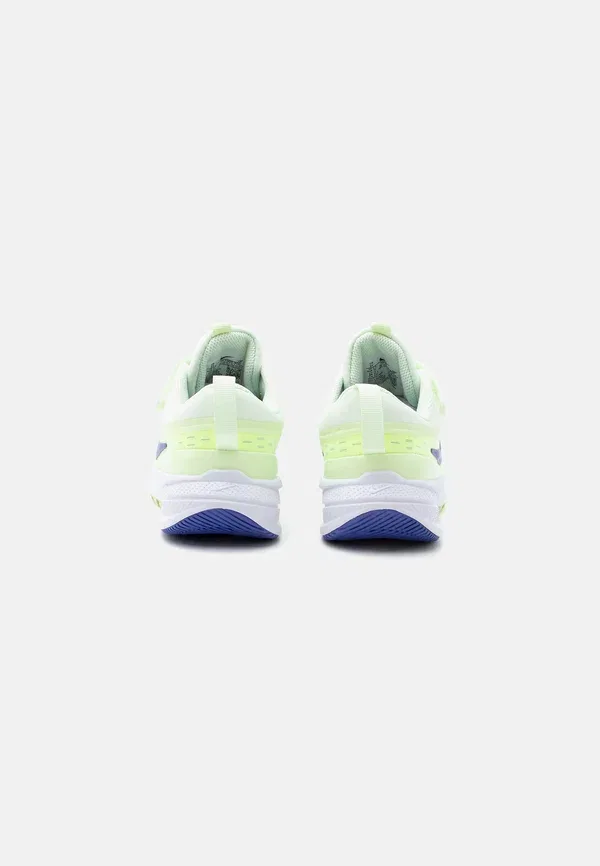 Кроссовки для бега по асфальту Star Runner 5 Nike Performance, Volt Tint/Lapis/Light Liquid Lime/Volt Ice/White, белый — фото 3