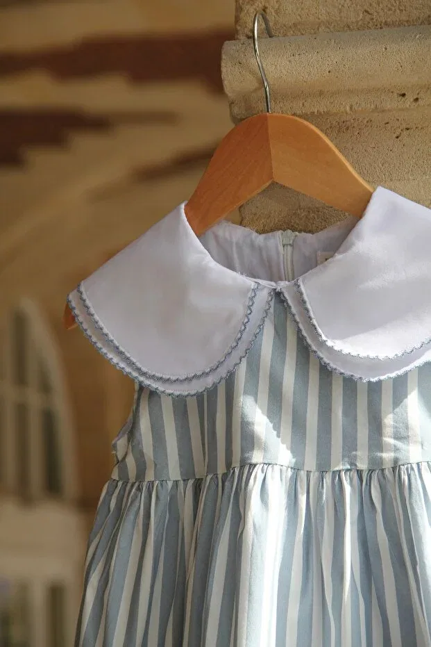 Детское платье для девочек с принтом Léonie blue striped double layer collar dress Perlounie, Blue White — фото 4