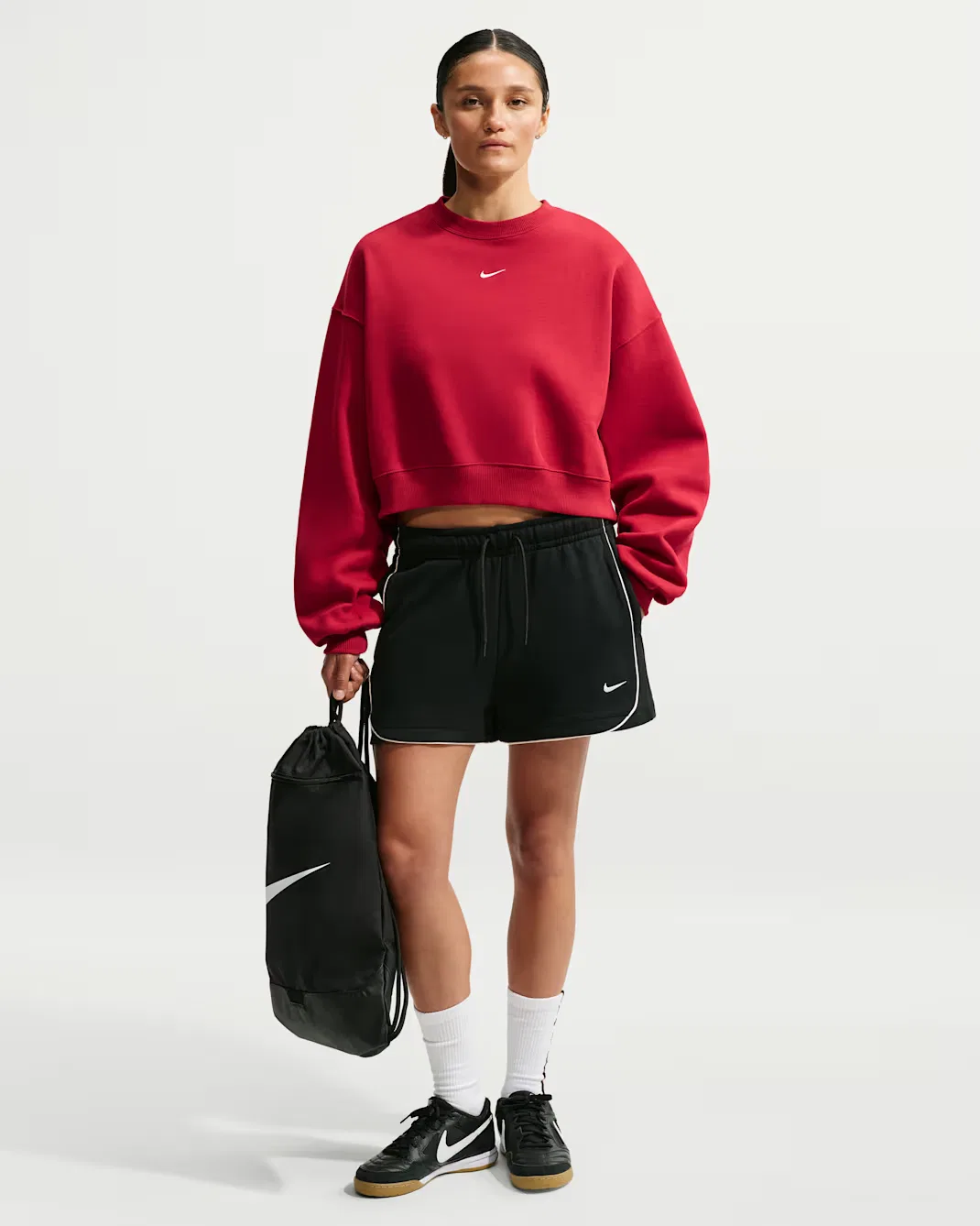Женская укороченная футболка оверсайз с круглым вырезом Nike Studio Fleece Medium Weight, Tough Red/Sail — фото 4