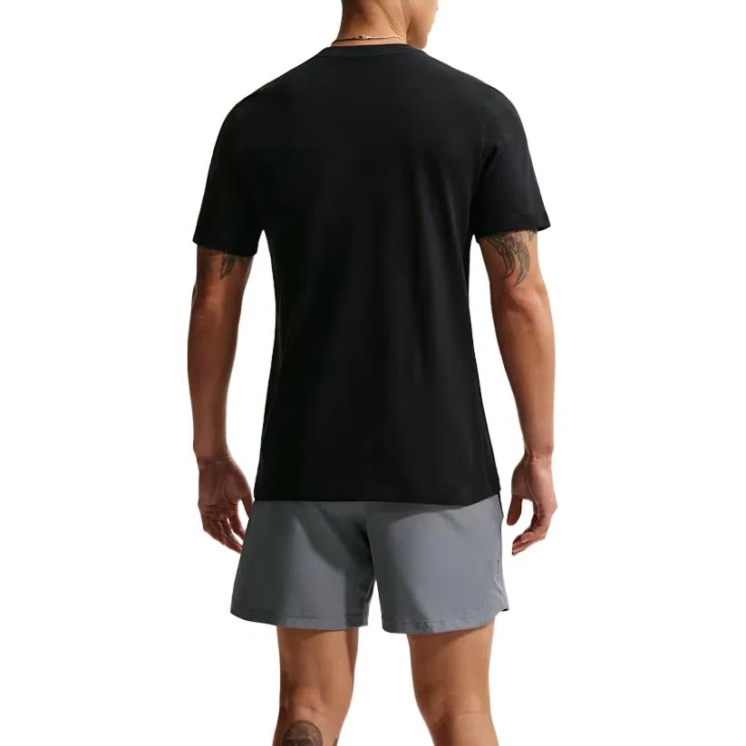 Мужская футболка с быстрым высыханием Nike Dri Fit FW25, Цвет Black/White — фото 4