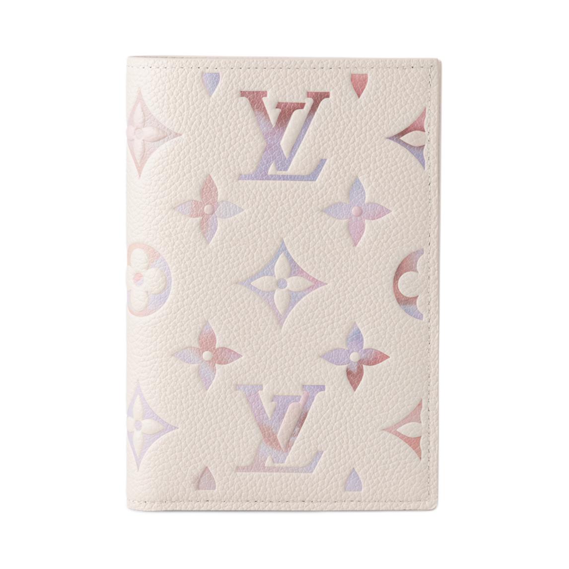 

Обложка для паспорта Louis Vuitton, basic set (bag+dust bag)