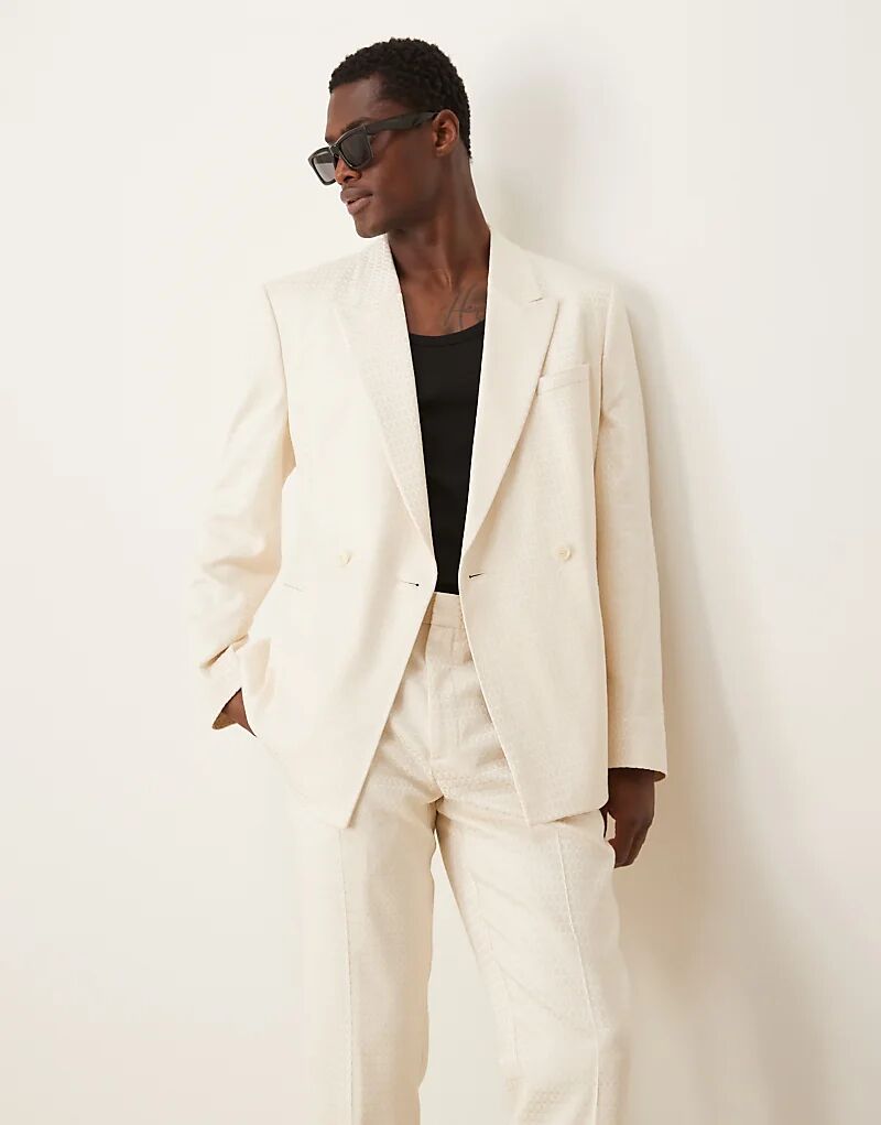 

Двубортный пиджак ASOS DESIGN из кремового геожаккарда