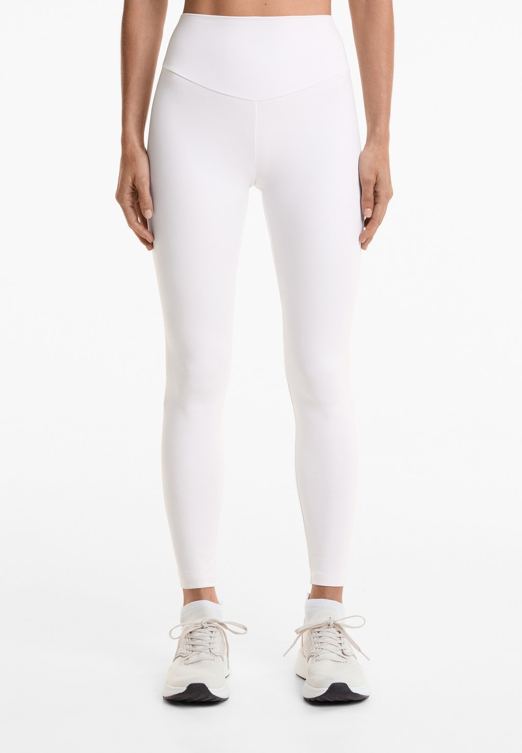 

Леггинсы COMFORTLUX HIGH-RISE ANKLE-LENGTH OYSHO, белый