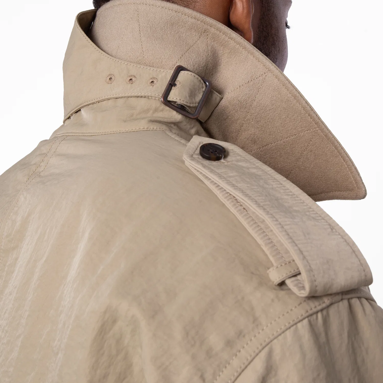 Пальто двубортное Double-Breasted Trench Coat Emporio Armani, Lemon Pepper — фото 2