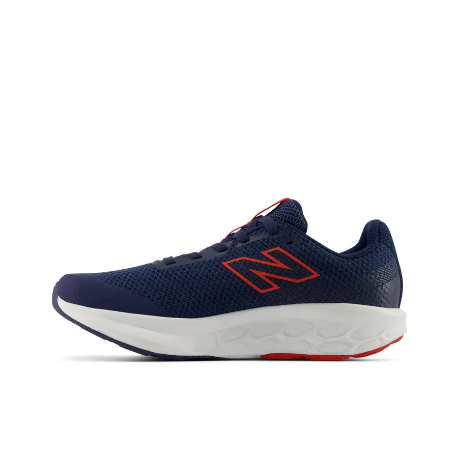 Спортивные кроссовки New Balance темно-синего цвета — фото 2