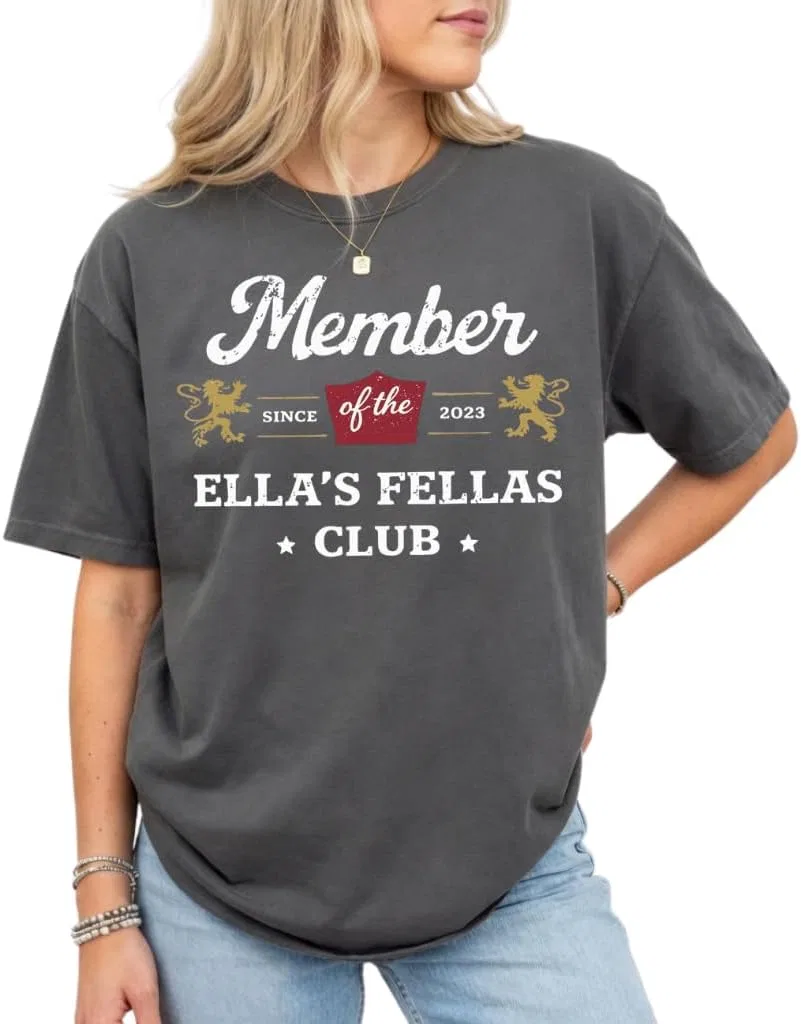 Мужская футболка с принтом Ella’s Fellas Club, песочный — фото 4