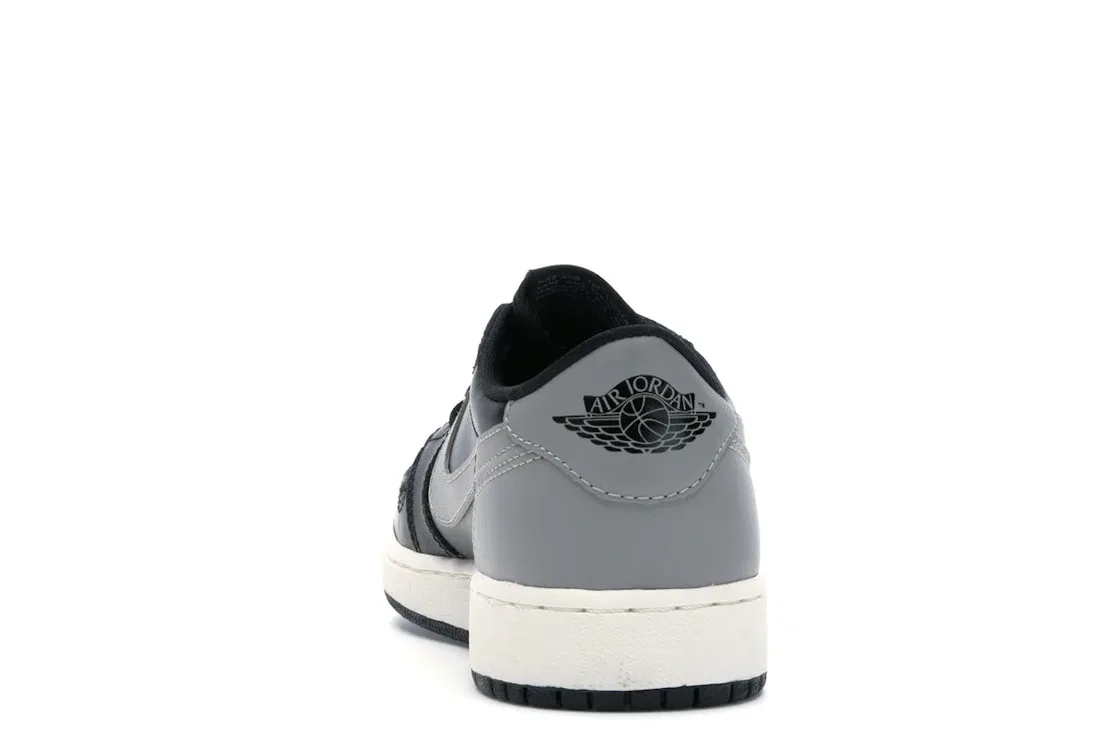 Детские кроссовки Lifestyle Jordan 1 Retro Low Jordan, Black/Medium Grey-Sail — фото 4
