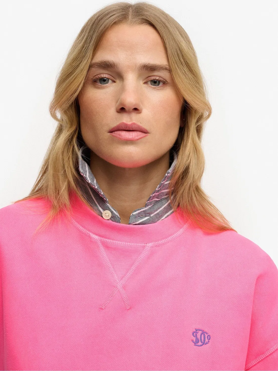Свитшот с круглым вырезом Studios Relaxed Superdry, розовый — фото 4