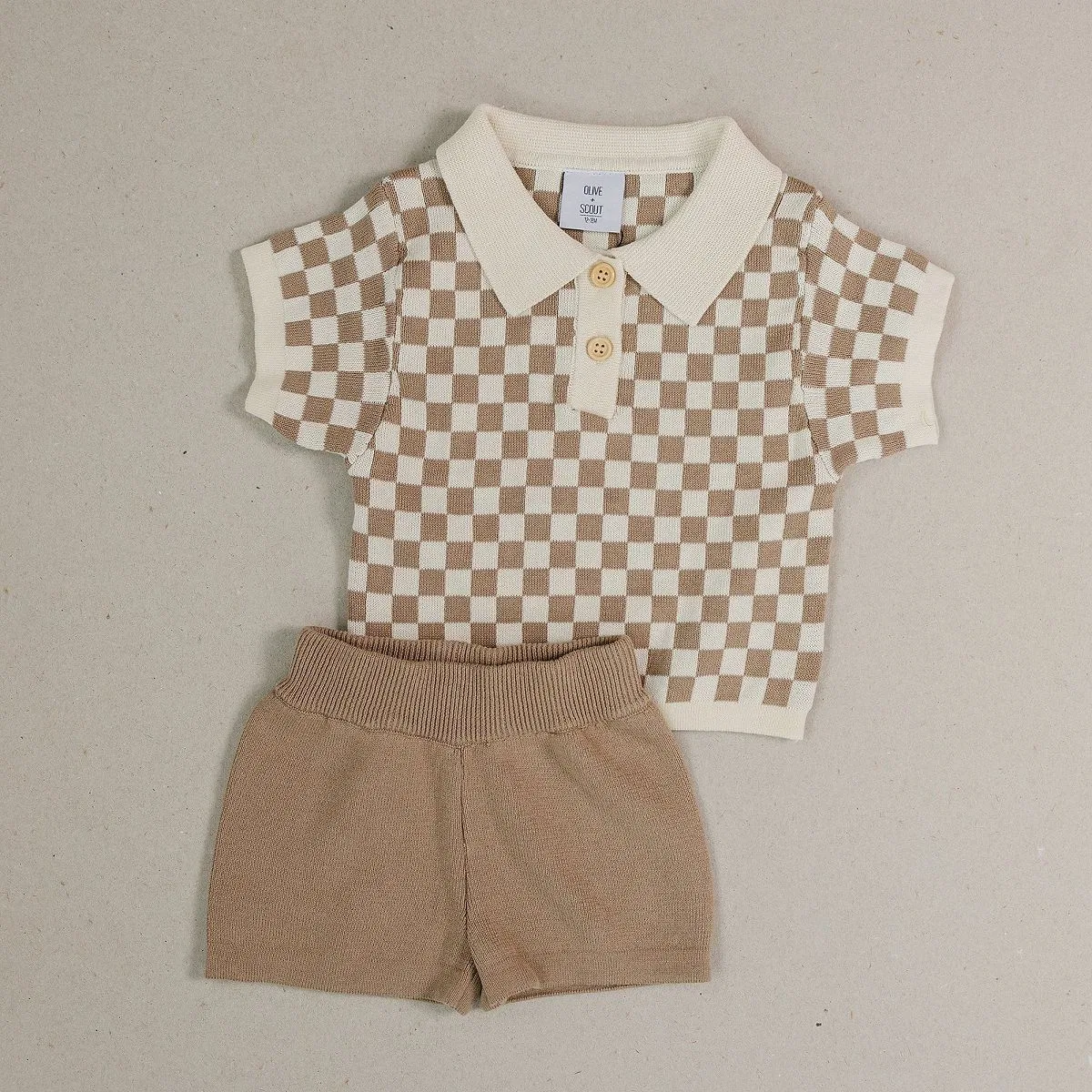 Детский комплект из футболки и шорт с принтом Reese Checkered Knit Collared Short Sleeve Set Olive + Scout, Brown