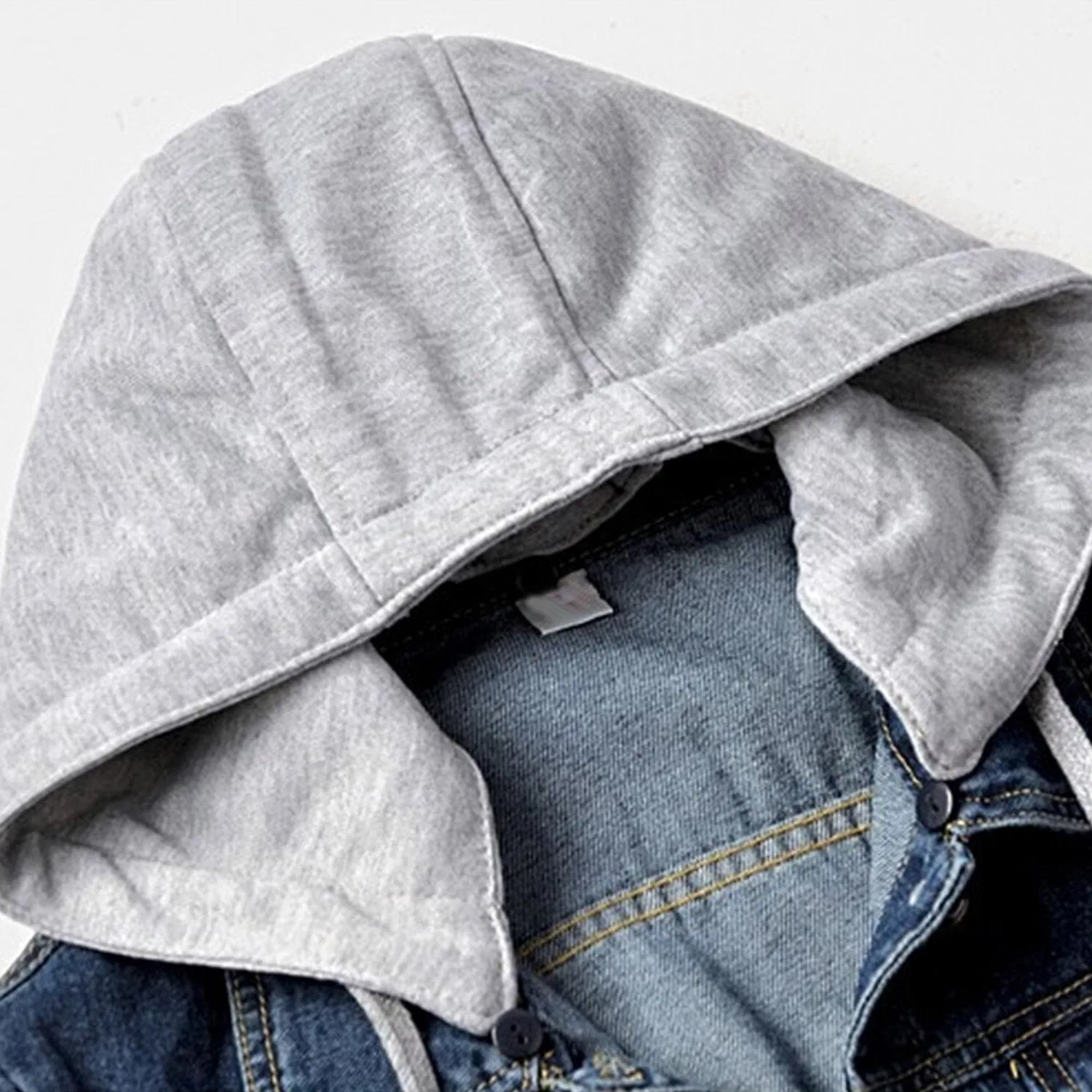 Женская джинсовая куртка с капюшоном, slim, модель trucker, Blu scuro — фото 4
