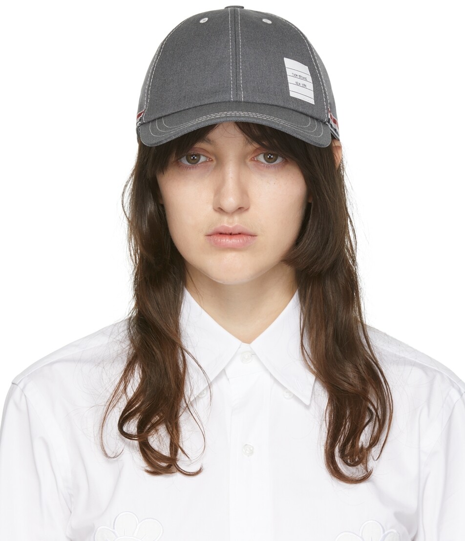 

Серая бейсболка с 6 панелями Thom Browne