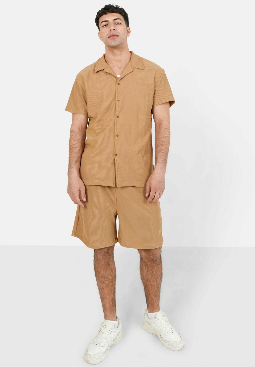 

Шорты PLEATED Sixth June, коричневый